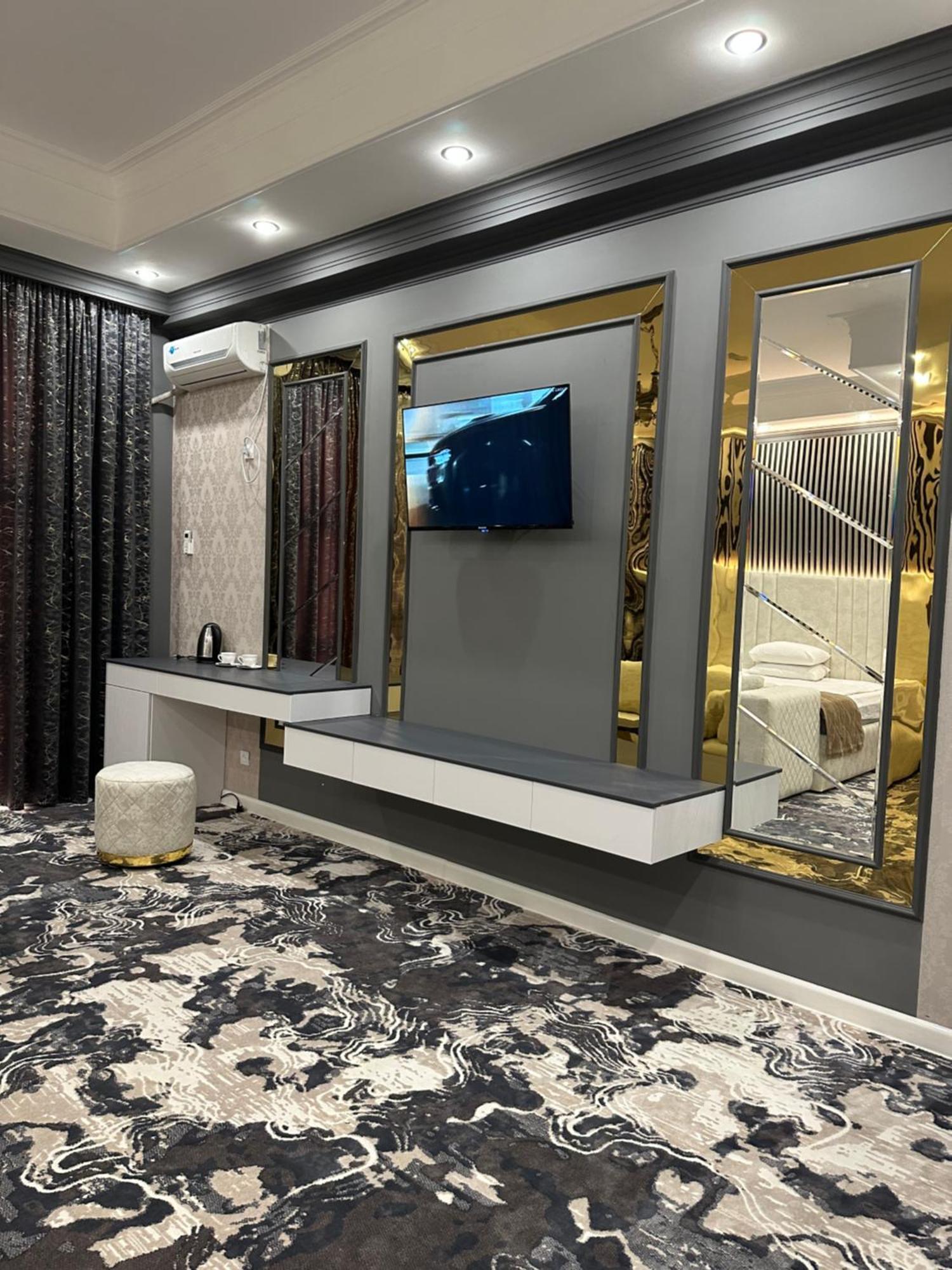 Jasmine Hotel Taraz Cameră foto