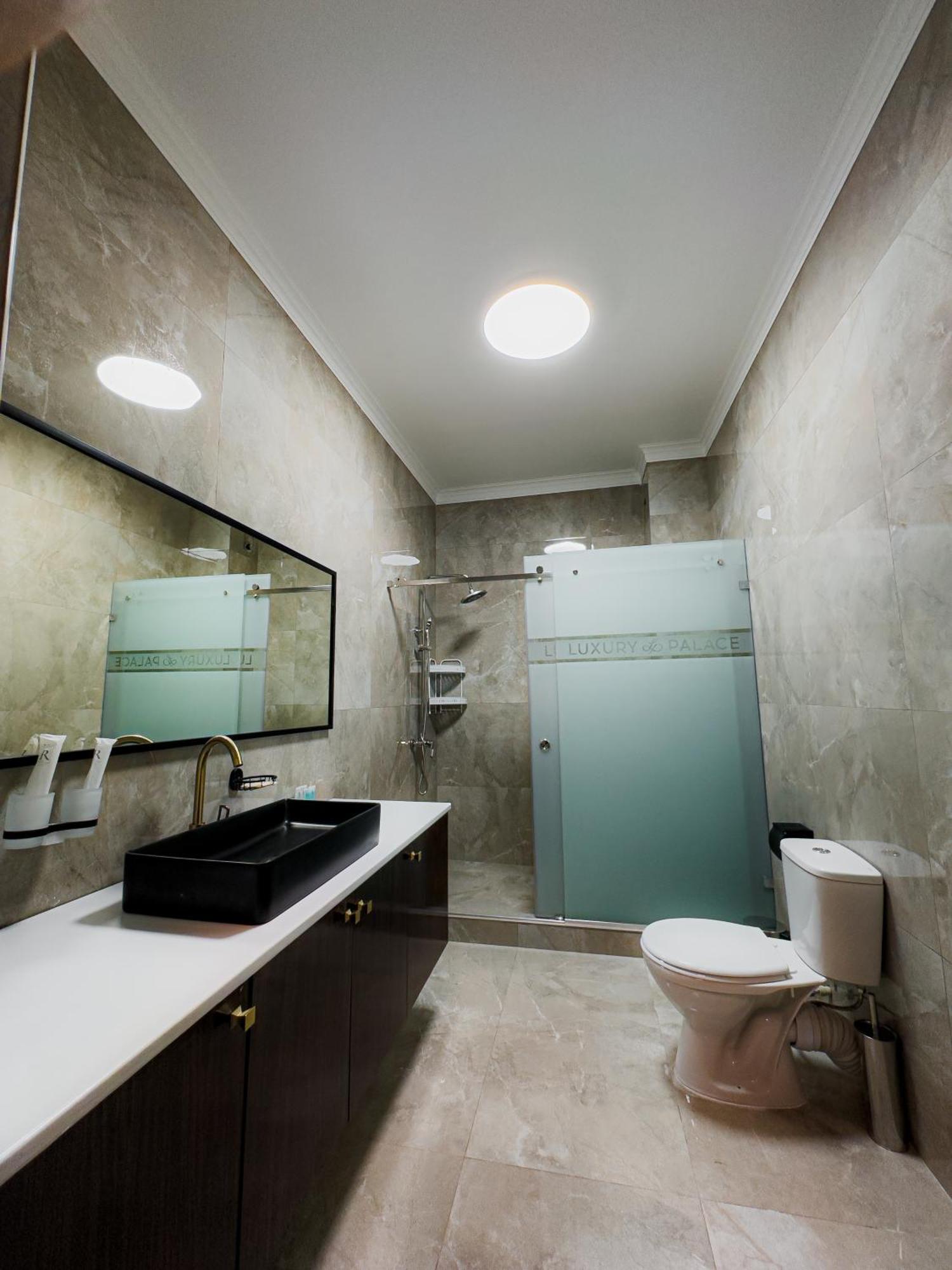 Jasmine Hotel Taraz Exterior foto